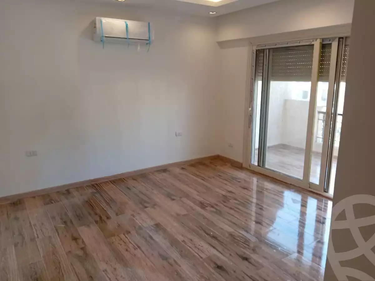 https://aqarmap.com.eg/ar/listing/5857628-for-rent-cairo-new-cairo-compounds-stwn-ryzydns-by-ar-y-llttwyr