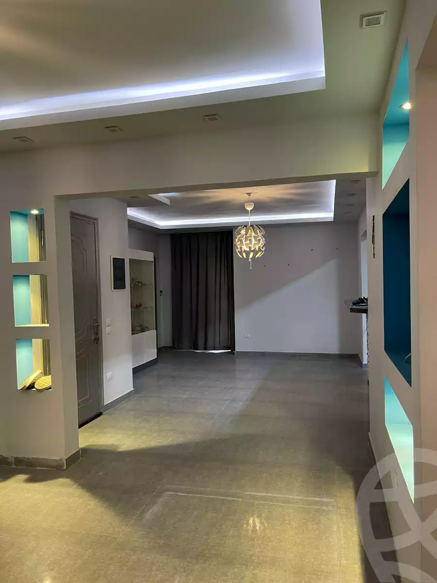 https://aqarmap.com.eg/en/listing/5857824-for-sale-cairo-6th-of-october-hadaeq-october-kmbwnd-fy-hdyq-ktwbr-raya-city