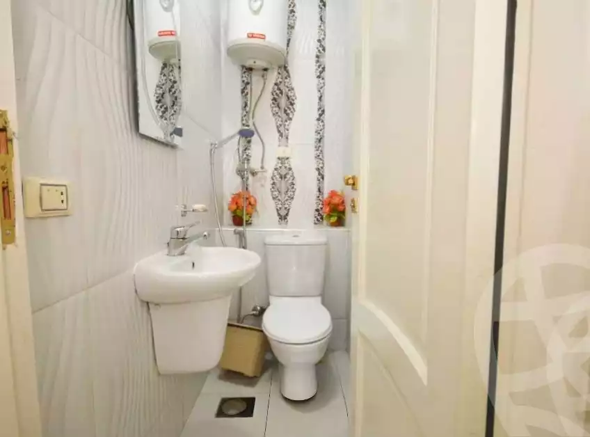https://aqarmap.com.eg/ar/listing/5858788-for-sale-alexandria-camp-cesar-port-said-street