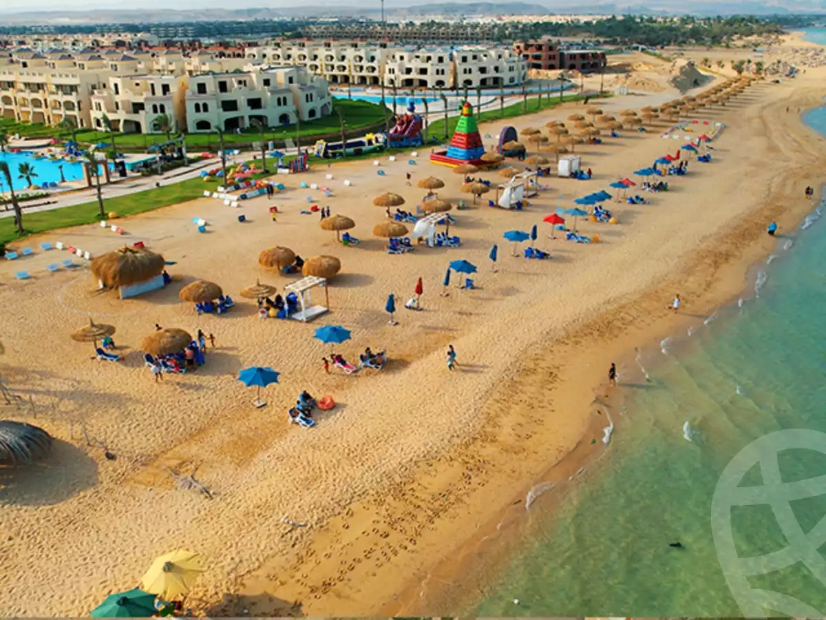 https://aqarmap.com.eg/en/listing/5739620-projects-la-sirena-palm-beach