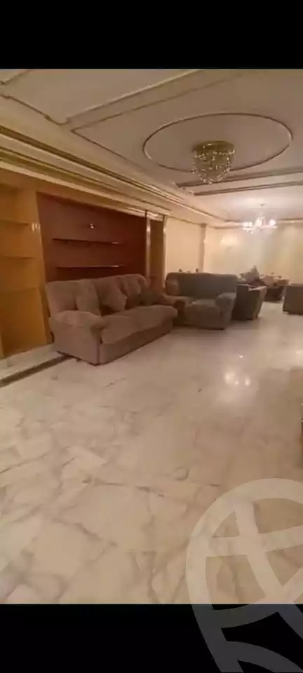 https://aqarmap.com.eg/ar/listing/5859728-for-sale-cairo-mokattam-lhdb-l-ly-shareaa-9