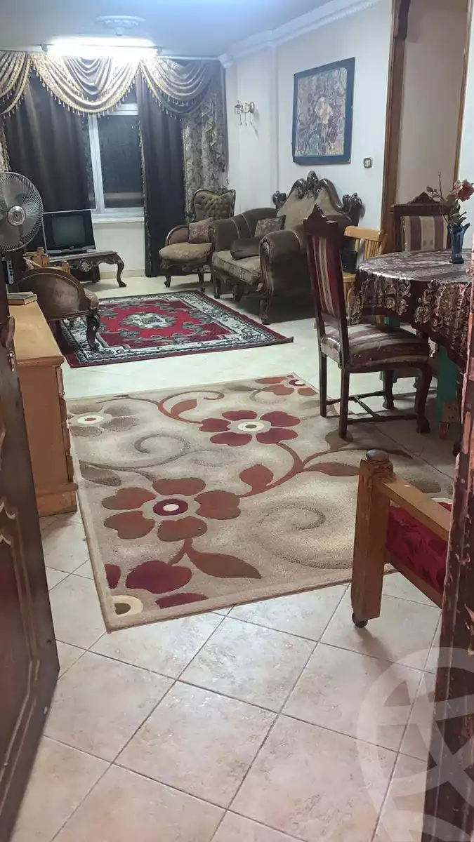 https://aqarmap.com.eg/en/listing/5860887-for-rent-cairo-ljyz-shareaa-morad  charel degol