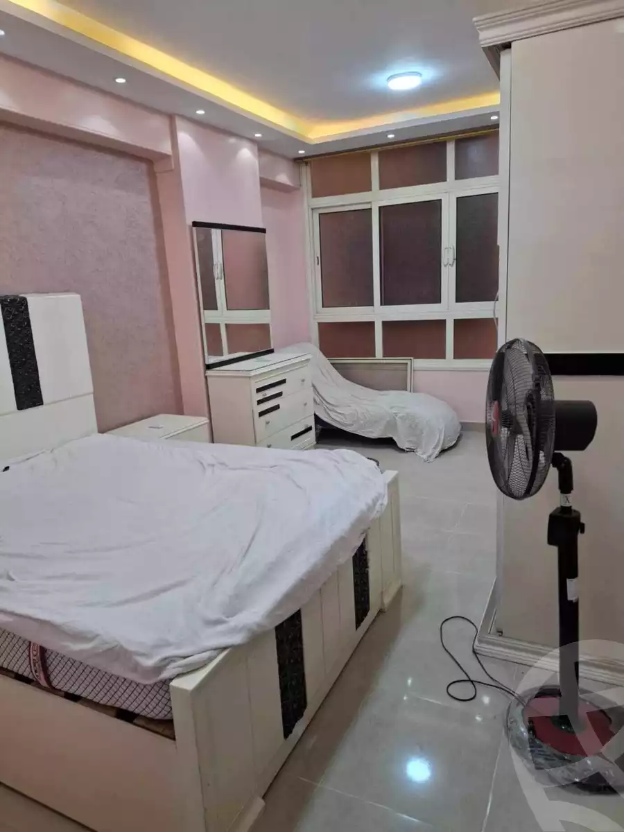 https://aqarmap.com.eg/ar/listing/5862590-for-sale-qalyubia-shubra-el-khaima-shubra-el-khaima-city-ismailia-canal-st