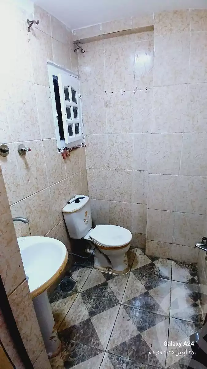 https://aqarmap.com.eg/en/listing/5862648-for-sale-qalyubia-shubra-el-khaima-shubra-el-khaima-city-el-amir-st