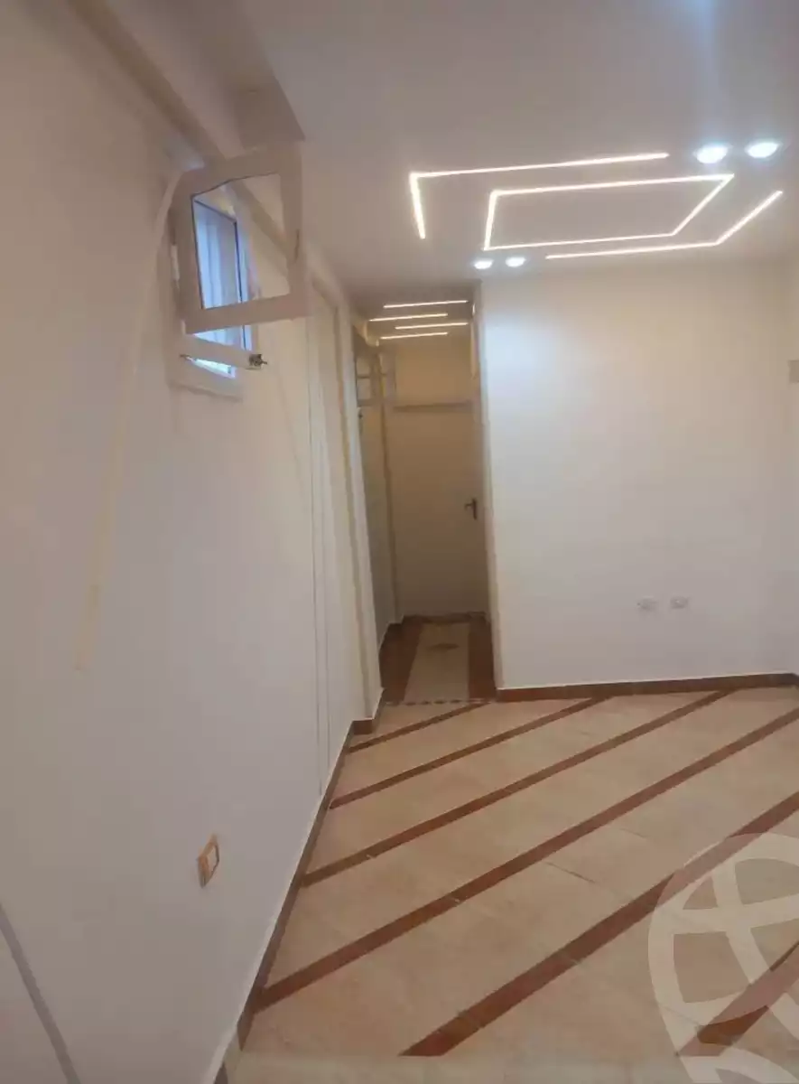 https://aqarmap.com.eg/en/listing/5864090-for-sale-alexandria-bw-qyr-street-25