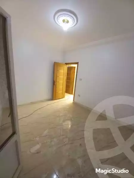 https://aqarmap.com.eg/ar/listing/5865152-for-sale-alexandria-l-jmy-lbytsh-mecca-st