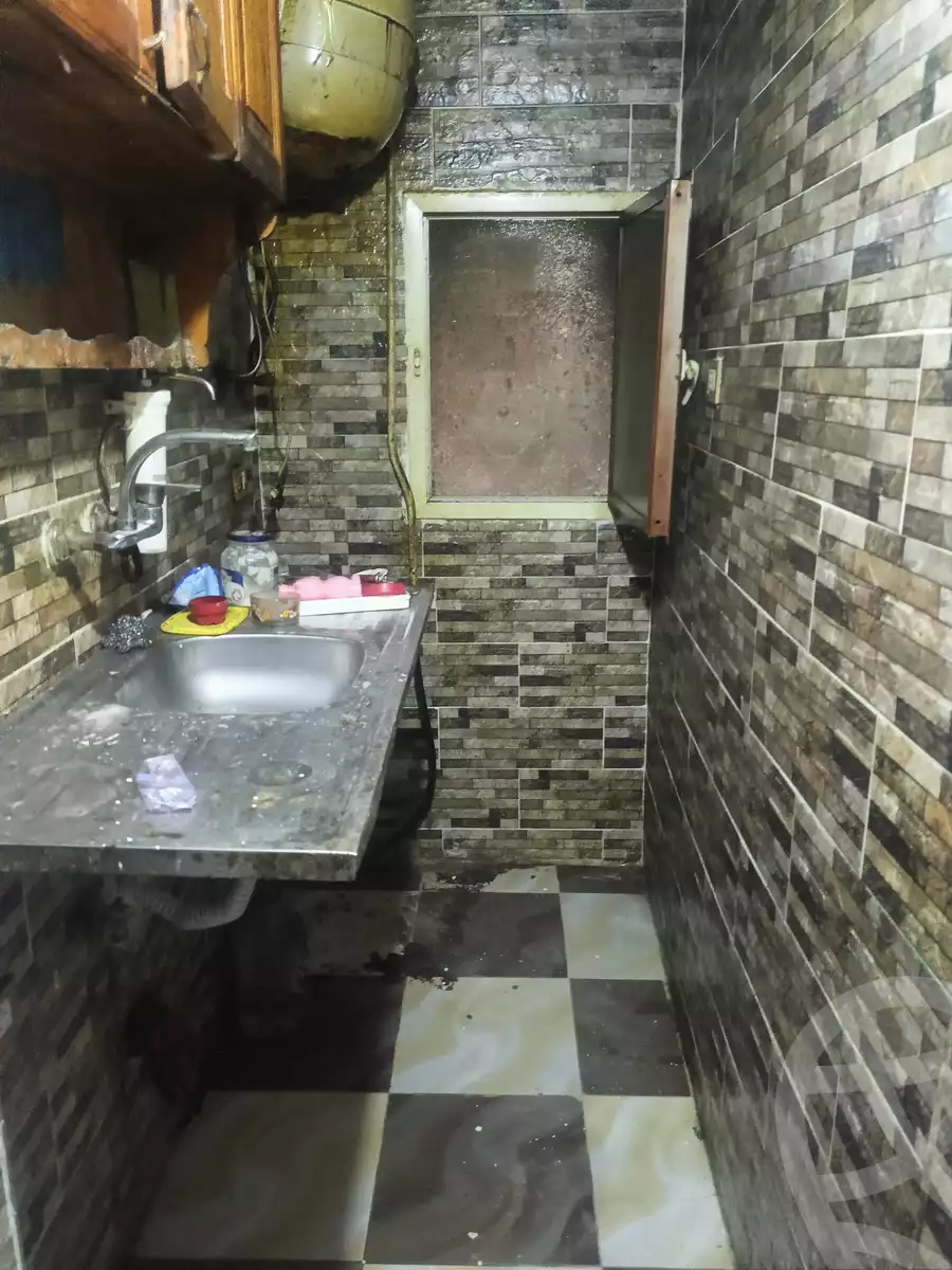 https://aqarmap.com.eg/ar/listing/5865155-for-sale-alexandria-rs-ltyn