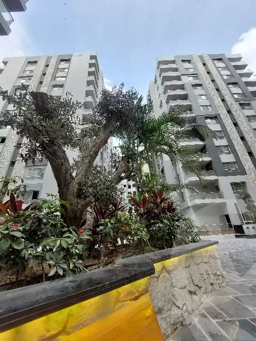 https://aqarmap.com.eg/en/listing/5862666-for-sale-cairo-mokattam-el-hadabah-el-wosta-compounds-next-point