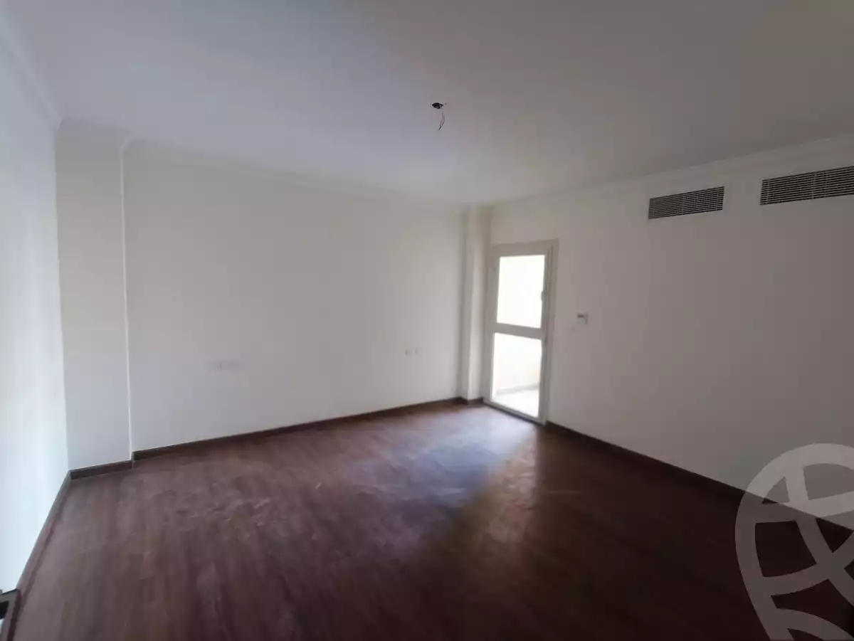 https://aqarmap.com.eg/en/listing/5865351-for-sale-cairo-new-cairo-compounds-brwmynd-ryzydns-wdy-djl-llttwyr