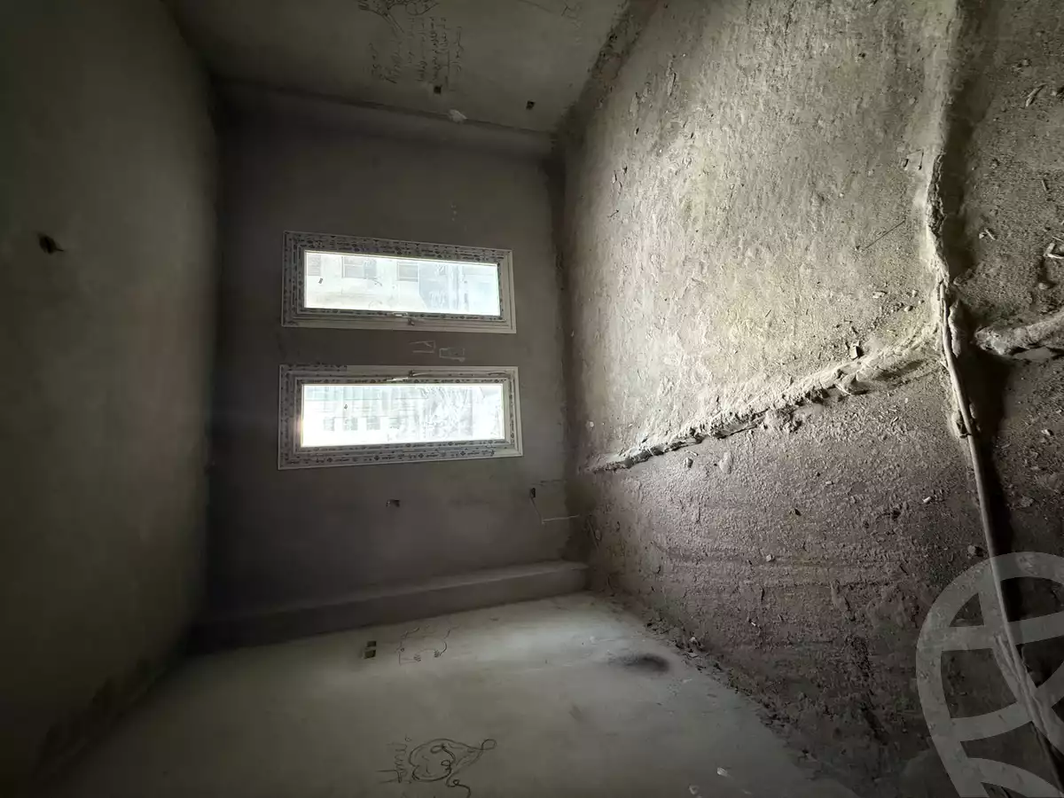 https://aqarmap.com.eg/en/listing/5867593-for-sale-cairo-new-cairo-compounds-mivida-mivida-parcel