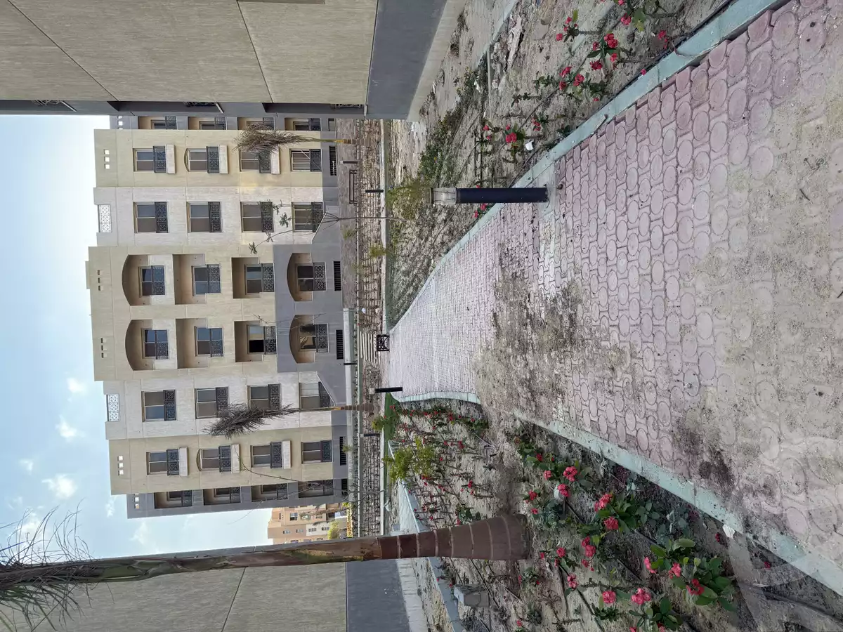 https://aqarmap.com.eg/en/listing/5867593-for-sale-cairo-new-cairo-compounds-mivida-mivida-parcel