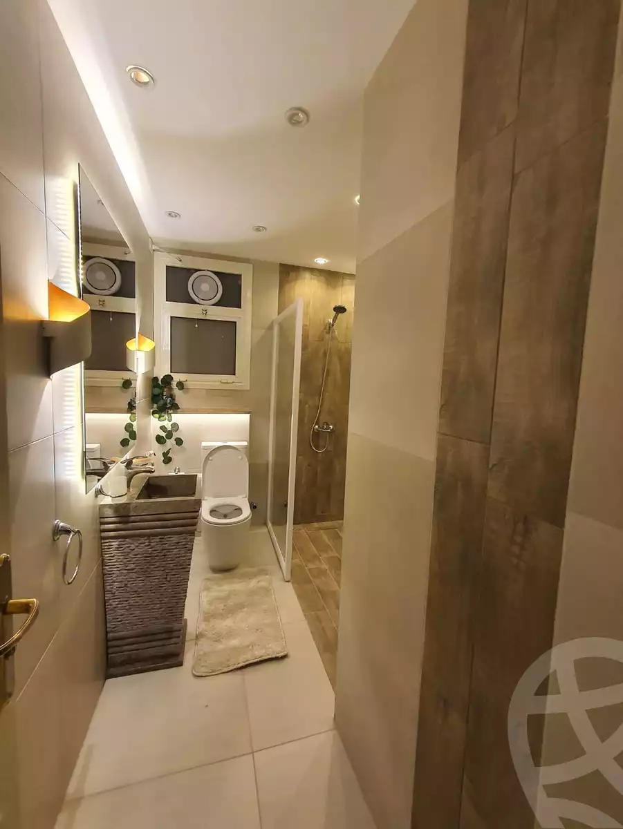 https://aqarmap.com.eg/ar/listing/5867644-for-rent-cairo-new-cairo-lrhb-city-phase-4-mohammed-farid-st