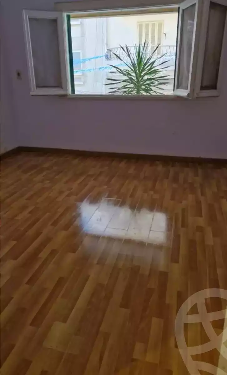 https://aqarmap.com.eg/en/listing/5869352-for-sale-alexandria-lauran