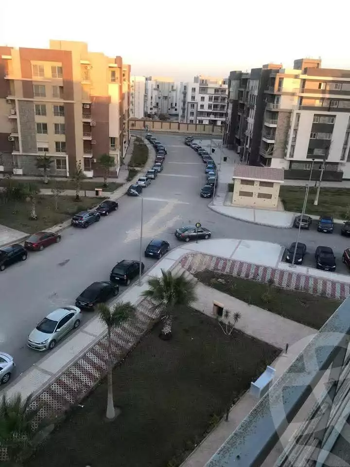 https://aqarmap.com.eg/en/listing/5870846-for-sale-cairo-new-cairo-compounds-dar-misr-el-koronfel