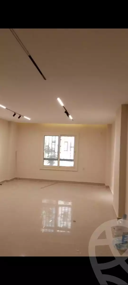 https://aqarmap.com.eg/ar/listing/5871076-for-sale-cairo-new-cairo-compounds-light-city