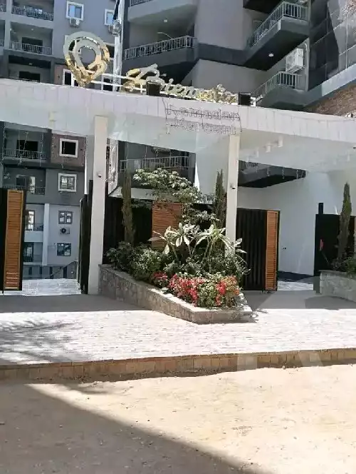https://aqarmap.com.eg/en/listing/5871177-for-sale-cairo-mokattam-el-hadabah-el-wosta-compounds-bienestar-complex