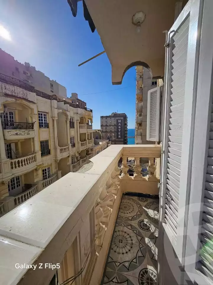 https://aqarmap.com.eg/ar/listing/5871260-for-sale-alexandria-sydy-bshr-sydy-bshr-bhry