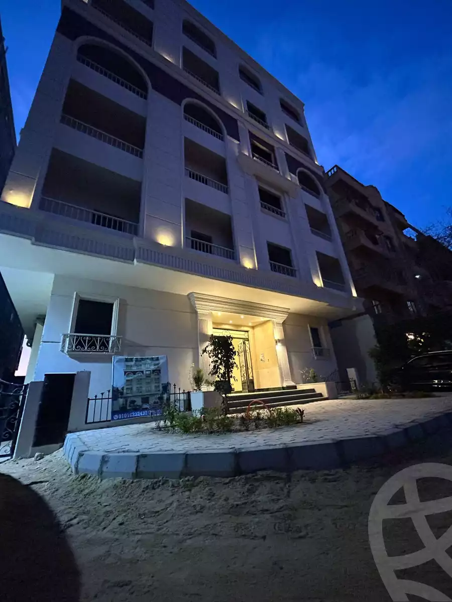 https://aqarmap.com.eg/en/listing/5872153-for-sale-cairo-mokattam-el-hadabah-el-wosta-7th-zone-abu-bakr-elsedeek-st