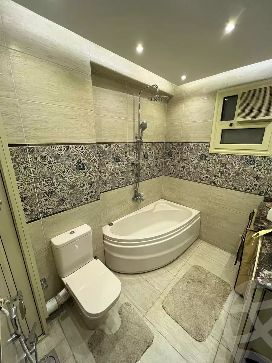 https://aqarmap.com.eg/en/listing/5873160-for-sale-cairo-helwan-hadayek-helwan-el-eshrein-st