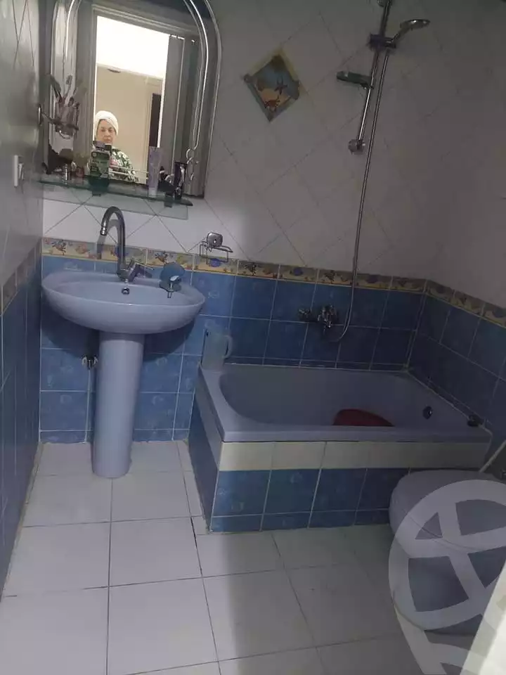 https://aqarmap.com.eg/ar/listing/5873645-for-sale-cairo-mokattam-lhdb-l-ly-shareaa-9