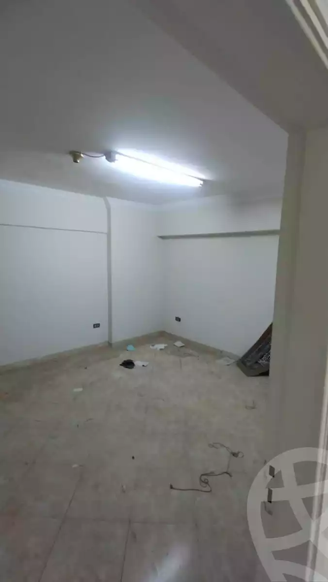 https://aqarmap.com.eg/en/listing/5875840-for-sale-cairo-helwan-helwan-el-sharkeya-mostafa-safwat-st