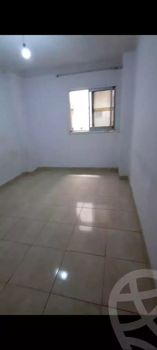https://aqarmap.com.eg/ar/listing/5876282-for-sale-alexandria-sydy-bshr-sydy-bshr-bhry-gamal-abd-el-nasir-st