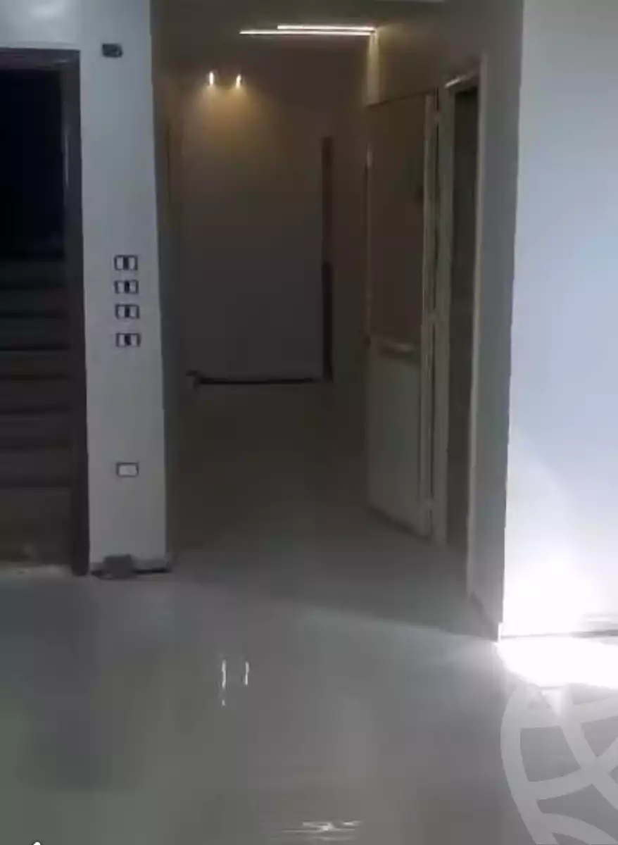 https://aqarmap.com.eg/en/listing/5877789-for-sale-cairo-helwan-hadayek-helwan-el-eshrein-st