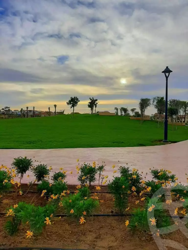 https://aqarmap.com.eg/en/listing/5879670-for-sale-cairo-new-cairo-compounds-hyde-park-greens-hyde-park-compound