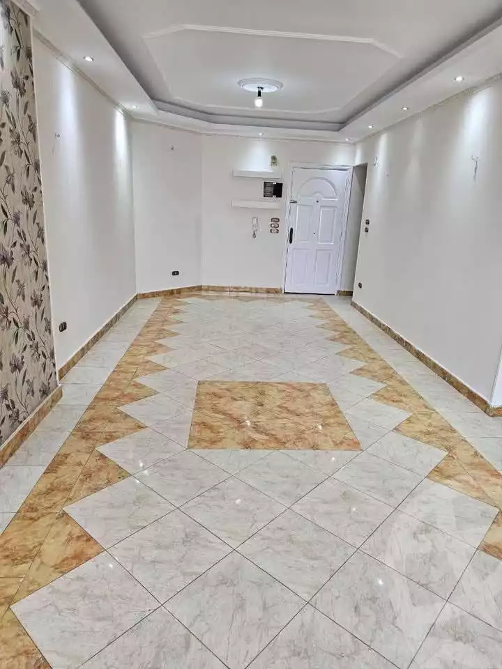 https://aqarmap.com.eg/en/listing/5880447-for-rent-cairo-mokattam-lhdb-l-ly-shareaa-9