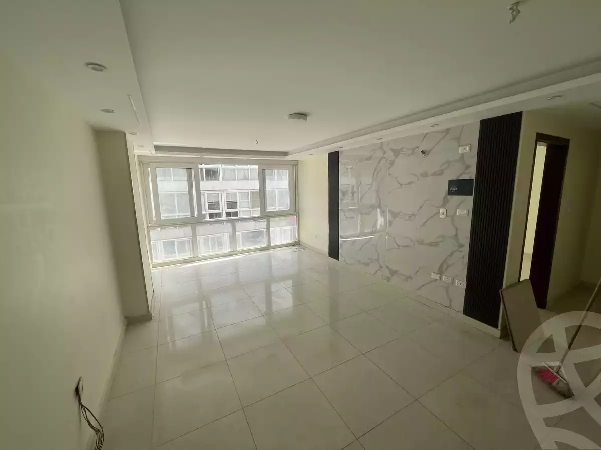 https://aqarmap.com.eg/ar/listing/5277816-for-rent-cairo-6th-of-october-lhsry