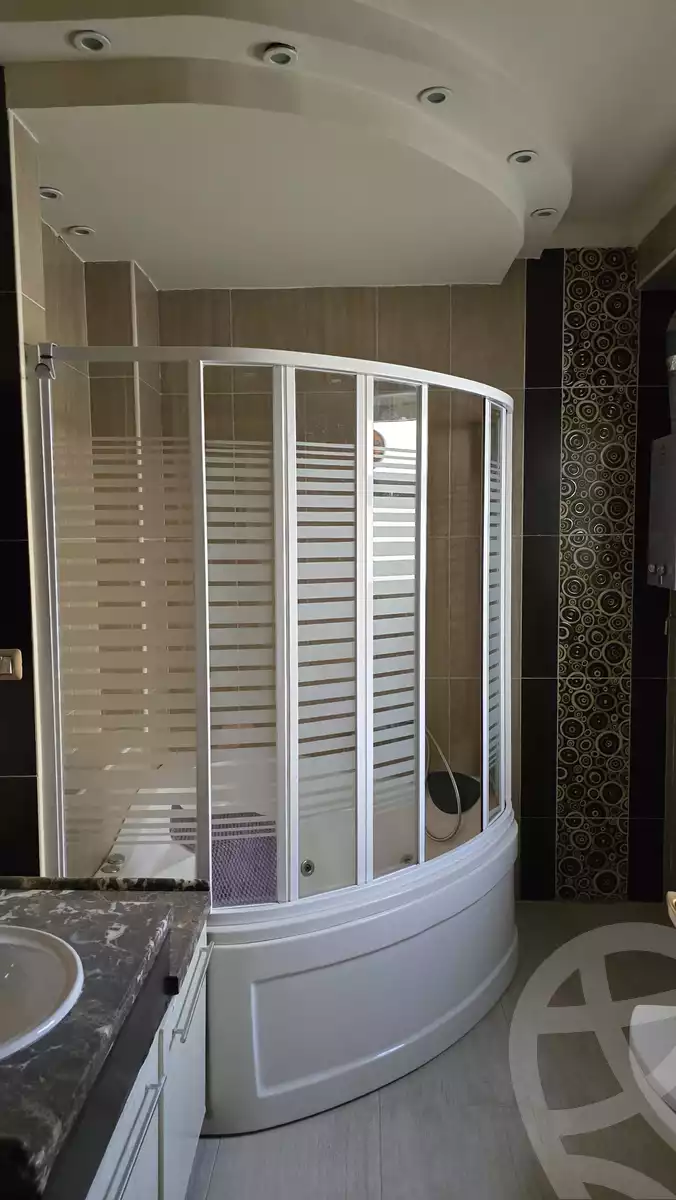 https://aqarmap.com.eg/en/listing/5881774-for-sale-cairo-new-cairo-first-settlement-mhwr-mstfy-kml