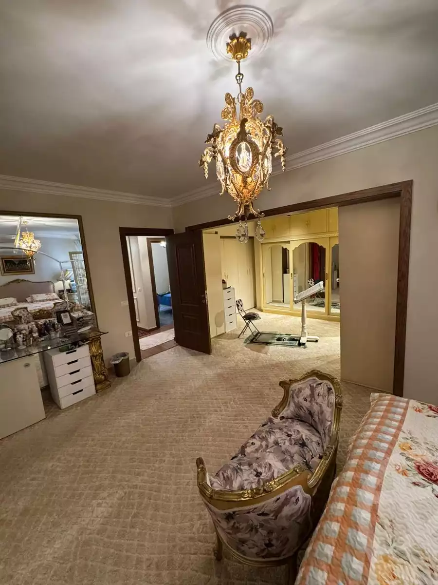 https://aqarmap.com.eg/en/listing/5883102-for-sale-cairo-el-sheikh-zayed-city-compounds-hadayek-el-mohandiseen