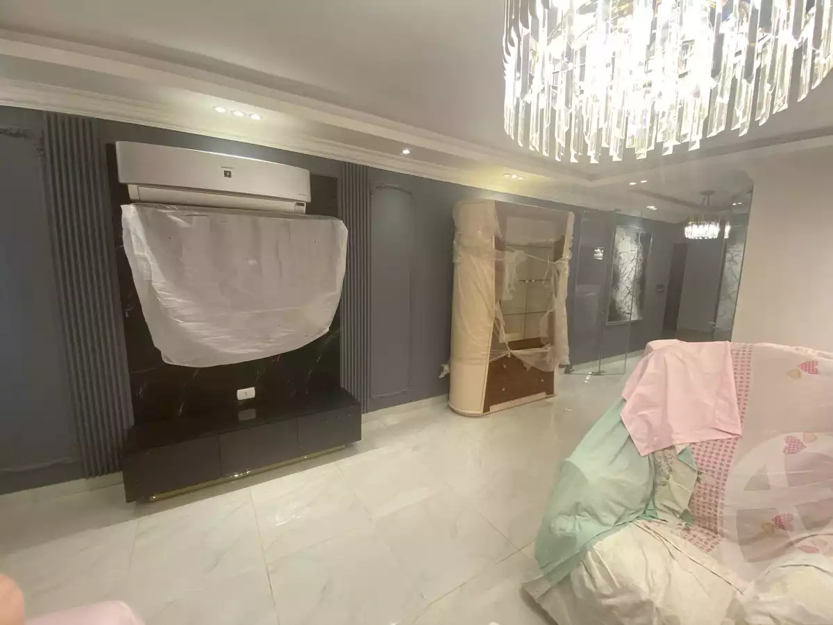 https://aqarmap.com.eg/en/listing/5883252-for-sale-cairo-el-maadi-compounds-kmbwnd-m-d-fl-lm-dy