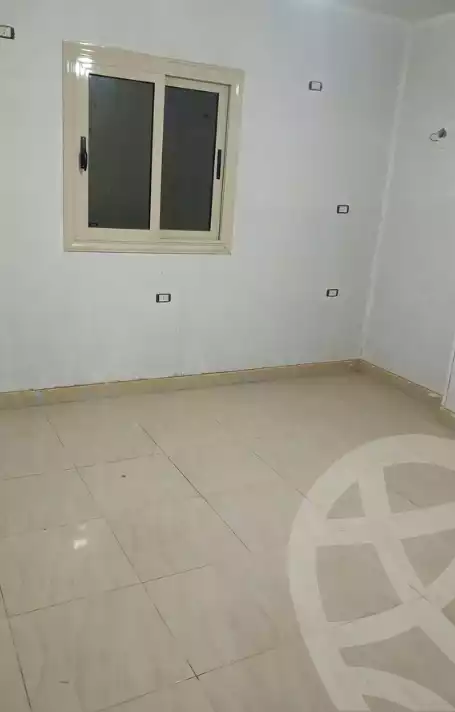 https://aqarmap.com.eg/en/listing/5883790-for-sale-asyut-asyut-city-teraat-abdallah-way