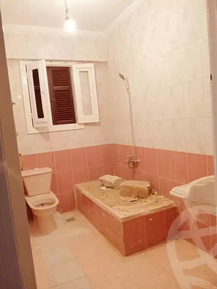 https://aqarmap.com.eg/en/listing/5884774-for-sale-alexandria-l-jmy-lbytsh-el-hay-st