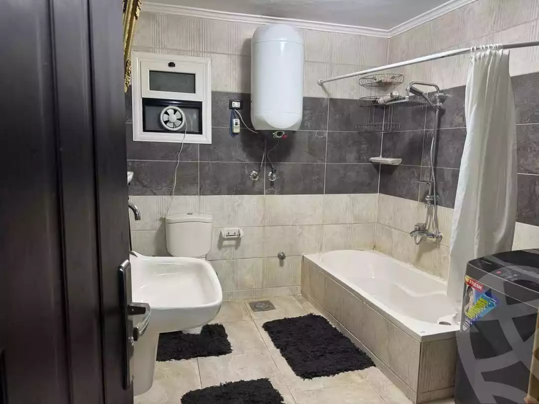 https://aqarmap.com.eg/en/listing/5885162-for-sale-cairo-ain-shams-ahmed-esmat-st