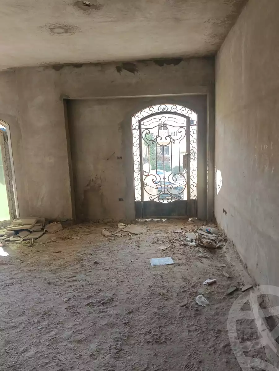 https://aqarmap.com.eg/en/listing/5885180-for-sale-cairo-el-sheikh-zayed-city-el-hay-elasher-street-100