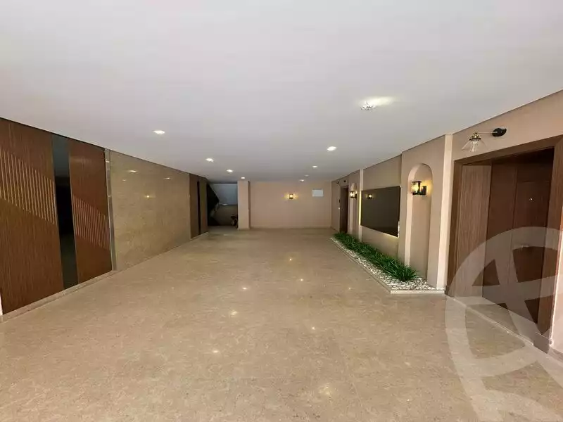 https://aqarmap.com.eg/en/listing/5885340-for-sale-cairo-el-sheikh-zayed-city-compounds-kmbwnd-fyldj-wyst-dr-llttwyr