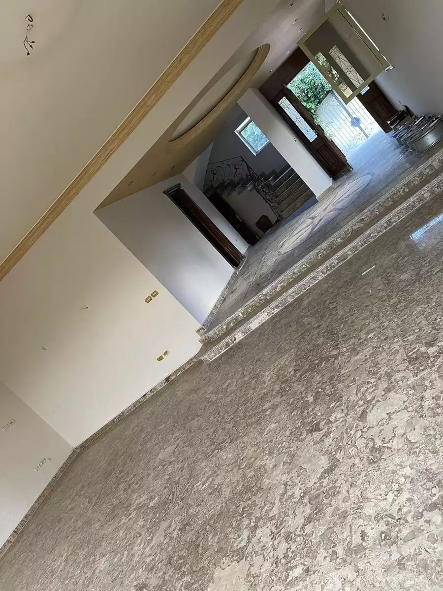 https://aqarmap.com.eg/ar/listing/5885949-for-sale-cairo-el-sheikh-zayed-city-compounds-hadayek-el-mohandiseen