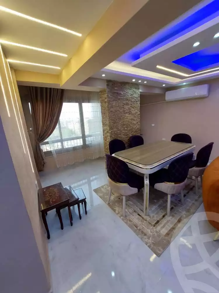 https://aqarmap.com.eg/en/listing/5886025-for-rent-cairo-el-mohandesen-sphinx-square
