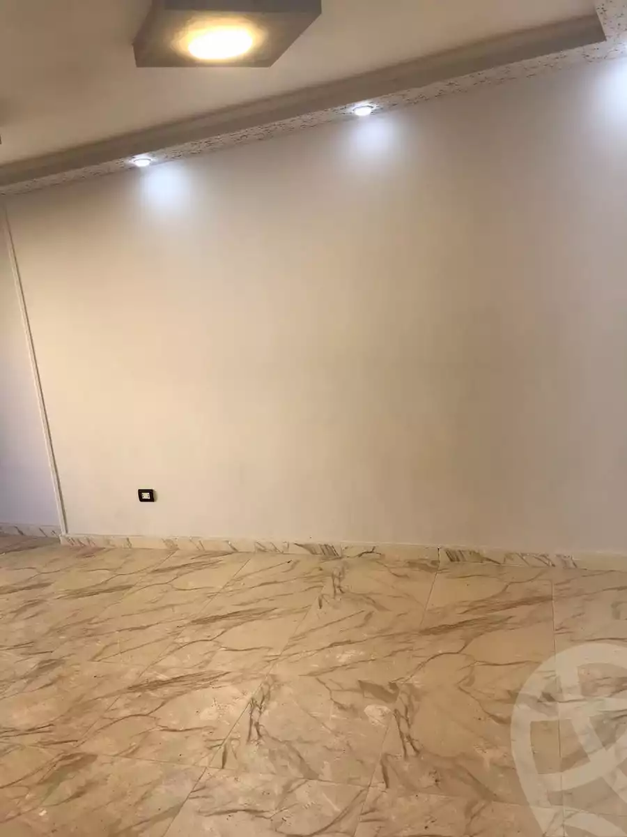 https://aqarmap.com.eg/en/listing/5887887-for-sale-alexandria-l-jmy-el-hanouvel-rich-home-st