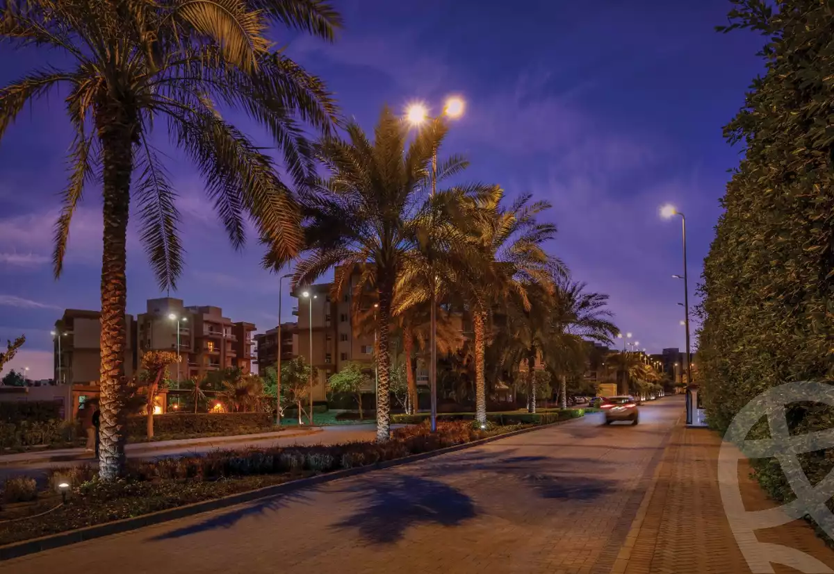 https://aqarmap.com.eg/en/listing/5888300-for-sale-cairo-6th-of-october-hadaeq-october-kmbwnd-fy-hdyq-ktwbr-shjr-ryzydns-y-jy-y-llttwyr