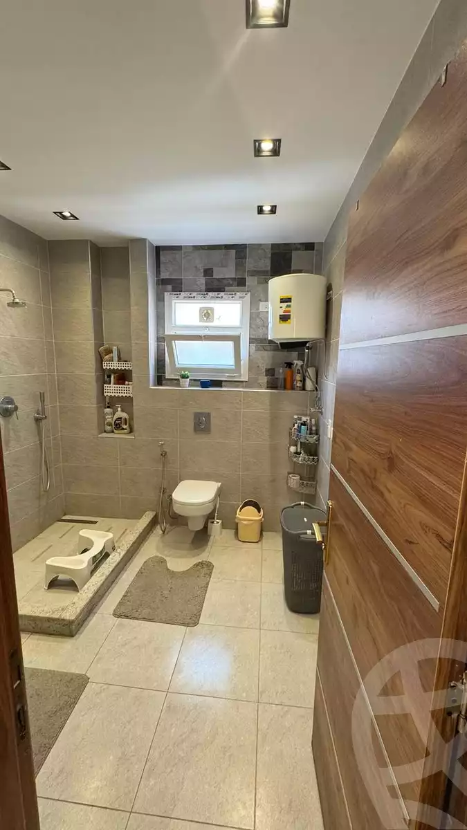 https://aqarmap.com.eg/en/listing/5888330-for-sale-cairo-el-sheikh-zayed-city-compounds-hadayek-el-mohandiseen