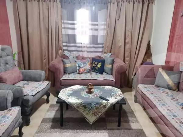 https://aqarmap.com.eg/ar/listing/5889347-for-sale-cairo-ain-shams-ain-shams-el-sharkia-afifi-effat-st