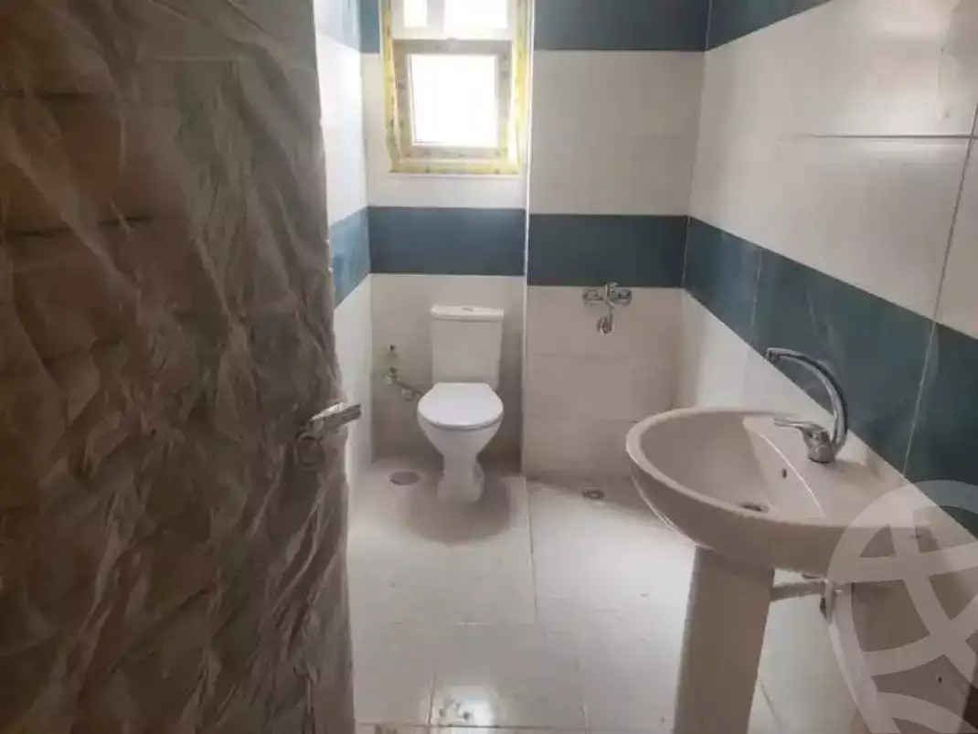 https://aqarmap.com.eg/en/listing/5889895-for-rent-cairo-mokattam-lhdb-l-ly-manteqt-ganob-s