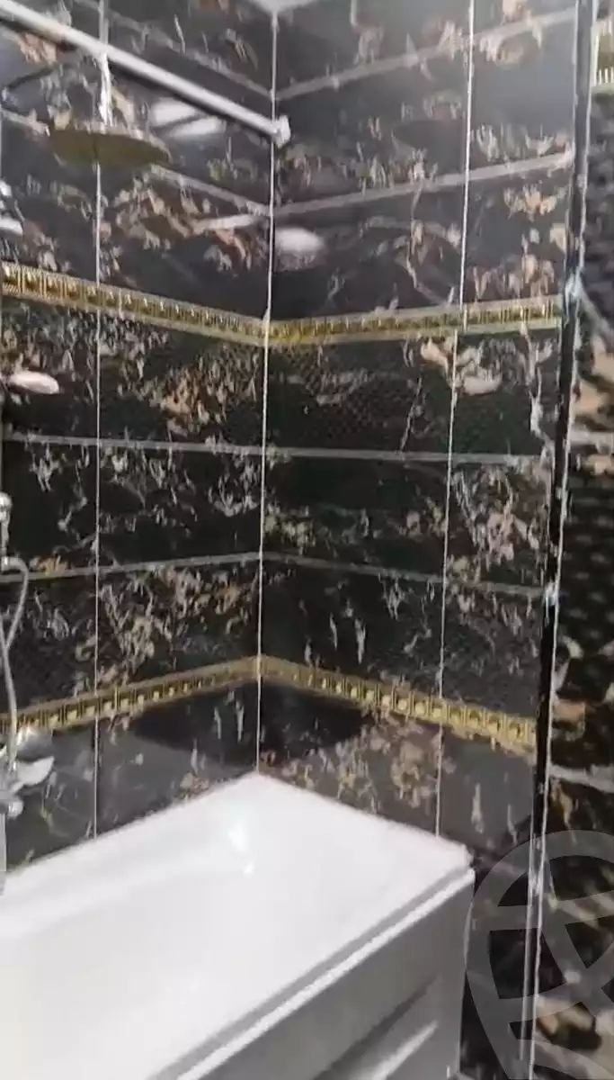 https://aqarmap.com.eg/en/listing/5890593-for-sale-cairo-faisal-kafr-tohormos-queen-nazli-st