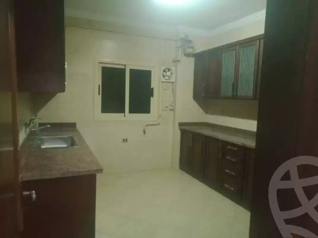 https://aqarmap.com.eg/ar/listing/5890632-for-rent-cairo-mokattam-lhdb-l-ly