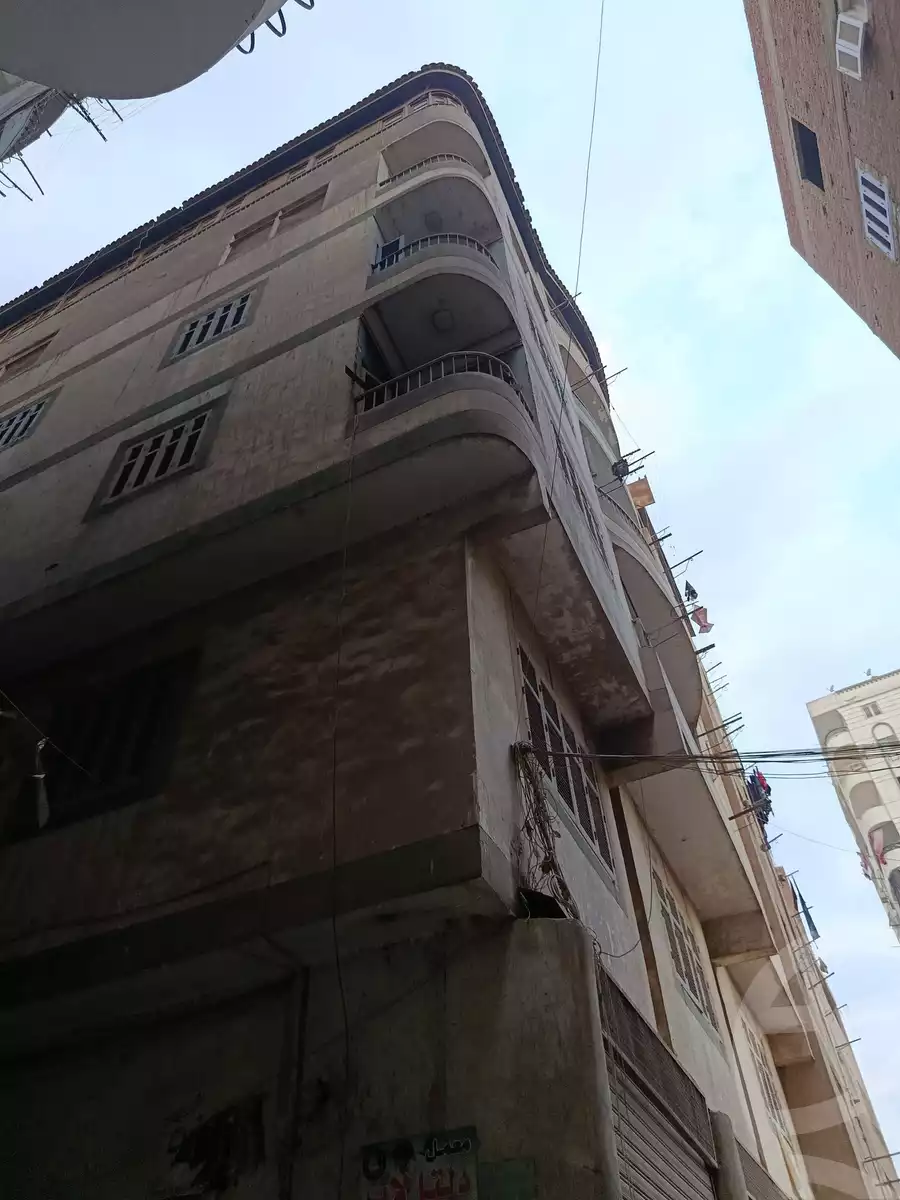 https://aqarmap.com.eg/en/listing/5891069-for-sale-qalyubia-shubra-el-khaima-shubra-el-khaima-city-teraat-el-shabouri-st