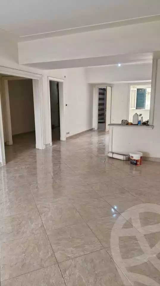 https://aqarmap.com.eg/en/listing/5891878-for-sale-alexandria-lauran