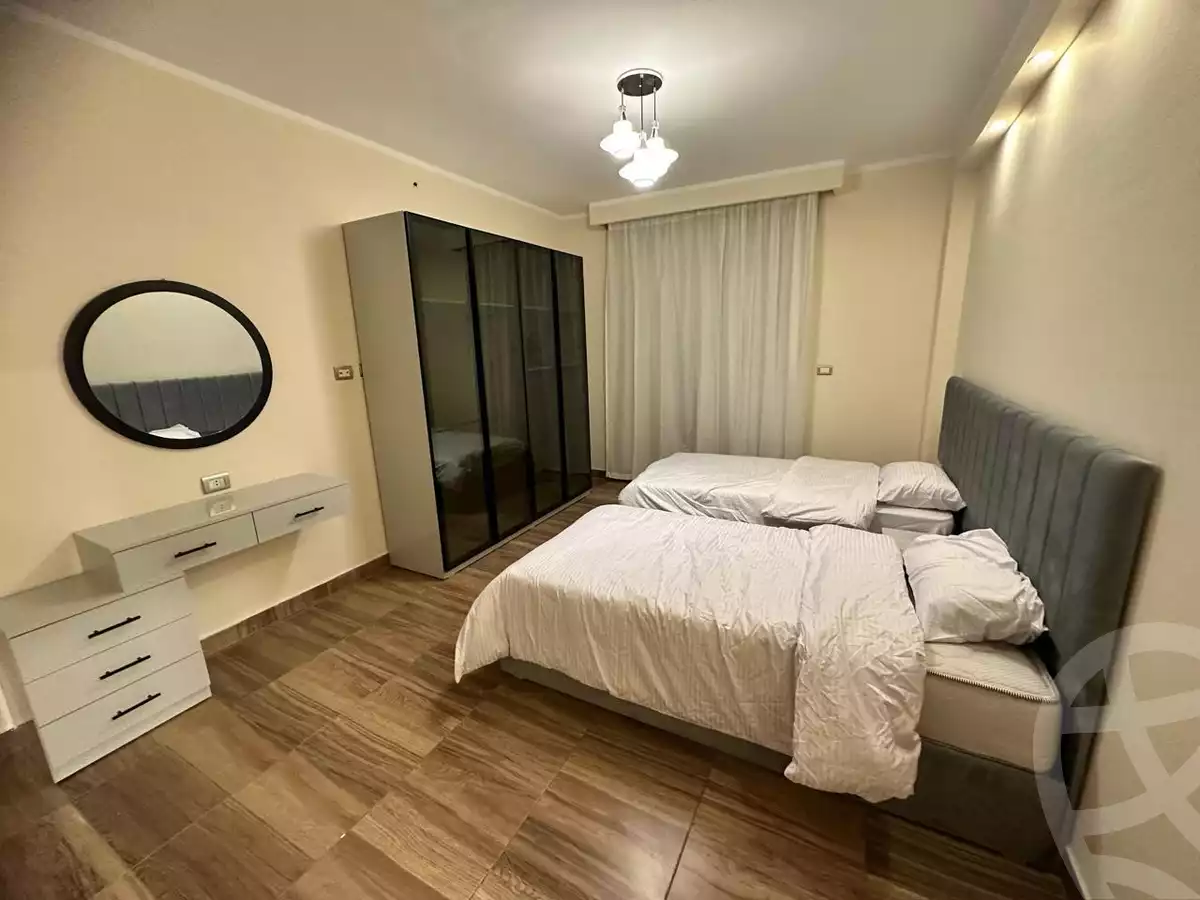 https://aqarmap.com.eg/en/listing/5892839-for-rent-cairo-el-sheikh-zayed-city-compounds-kmbwnd-wyst-twn-swdyk